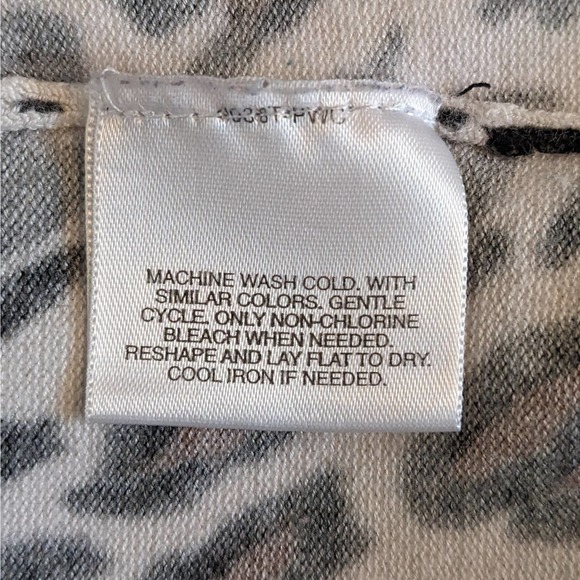 Covington Leopard Print Open Concept Lightweight Sweater 3/4 Sleeves Size XL - Picture 7 of 7